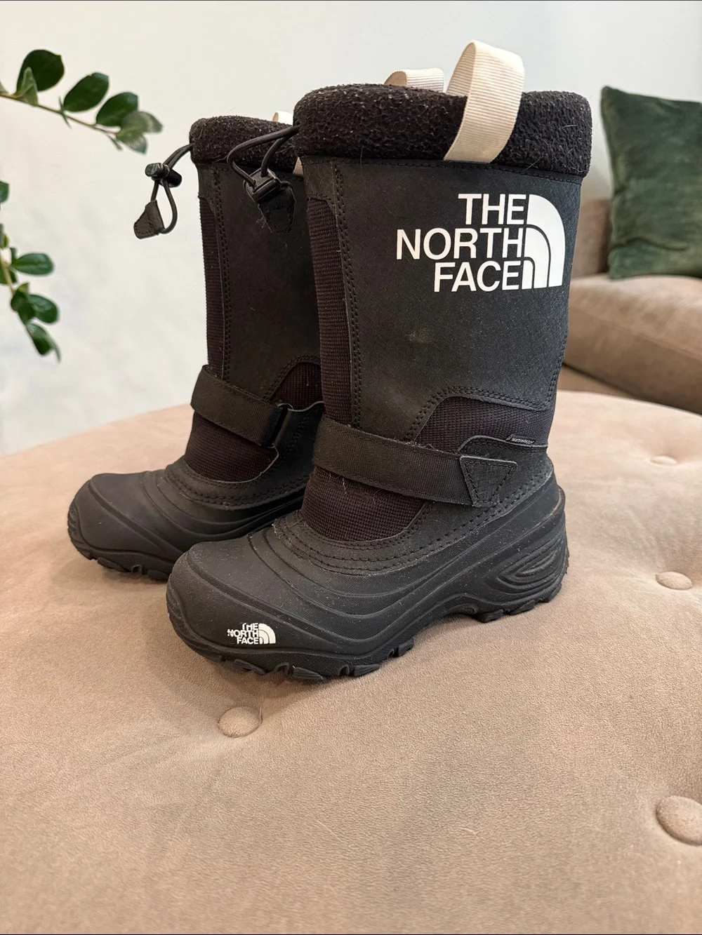 The North Face Kids' Alpenglow Extreme III